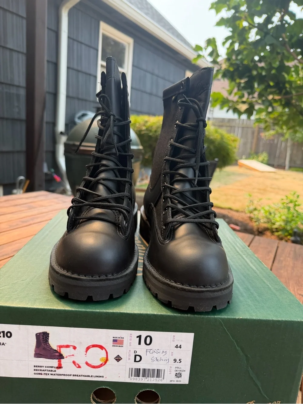 Brand new Danner Acadia boots.